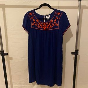 Old Navy Embroidered Dress. Size M.
